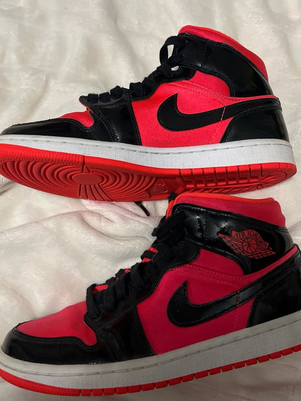 Nike Red & Black Mid-Top Basketball Sneakers